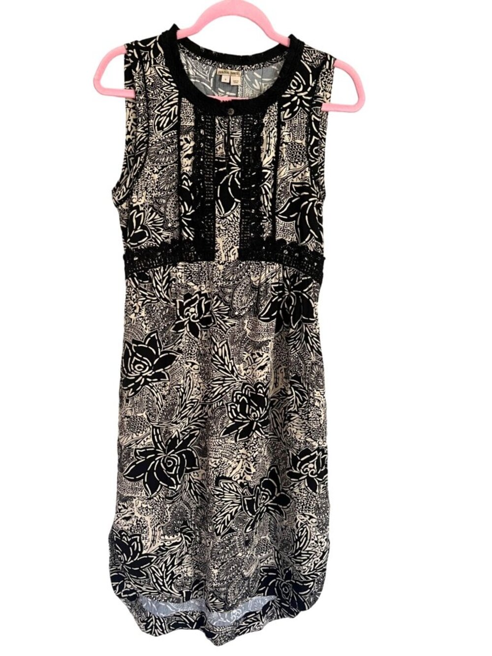 Holding Horses Suraja Black Dress Lotus Floral Crochet Lace Anthropologie sz 6 - Picture 1 of 10